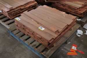 92 · PACK OF JARRAH DECKING FEATURE, 108 LM, 086 x 019,9.82M2 WITH 9.5mm GAP (PACK NO: 320026237) TRANSPORT DIMS PACK SIZE L900 x W520 x H450,