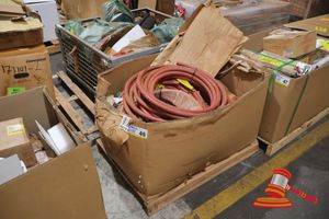 An Assortment Of Cat Parts, Which Include; Retainer, Vw100dh Head Gasket, Assorted Valves, Fittings And Rubber Hoses, Poss Unused On A Pallet (B9975659)