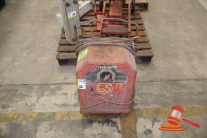 1 X Lincoln Electric Arc Welder, Model: Ac-180-S, Code: If 12, Sn:Ac 35516, 180 Amp, Untested (Some Marks)