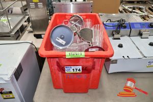 1 X Tub (Red) Of Approx 70 X Clear Plastic Cups And 3 X Chrome Mirrors (Height 300mm)
