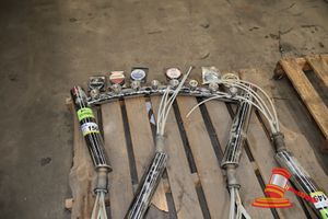 150 · 1 X CHROME BAR BEER TAP ASSEMBLY, 8 TAP OUTLETS, INCLUDES: GUINNESS, KILKENNY, FURPHY ORIGINAL, HAHN LOW CARB, VARIOUS OTHER TAP BADGES, UNTESTED