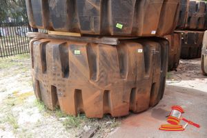 8 · 1 X EARTHMOVING TYRE, D-LUG , 65/65-57, SN: S3A002993, APPROX 3.8M DIAMETER, (SOME MARKS)