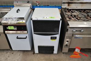 Ice Machine Qs200 80kg/Day (Unused)