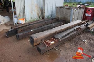 2 X PALLETS OF ASSOTRED TIMBER. INCLUDES JARRAH SLEEPERS AND JARRAH AND PINE BEAMS (APPROX 160 X 160MM LENGTHS UPTO 2500MM)