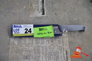 24 · SOLLOGEN 18CM SANTOKO KNIFE