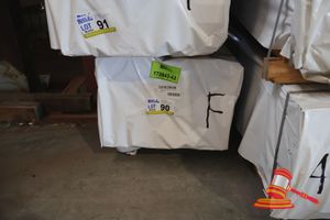 90 · PACK OF JARRAH SKIP DRESSE 100 x 25, FEATURE 404 LM, 1.010 M3, PACK# 320028826, TRANSPORT DIMS- 5.7 MT x H 450 x W 480.