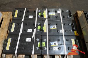 17 · 2x LEAD- ACID, 245H52 BATTERIES, APPROX 500 x 260 x 220mm HAH, 1170CCA ( S44# RITM0773953, DR# 1453 )