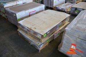 25 · TIMBER TREAD FLOORING F58881 x QTY = 30.69m2 COLOUR CLOUDY GREY (P023)
