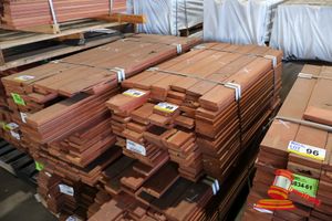 99 · PACK OF JARRAH DECKING FEATURE, 108 LM, 086 x 019, 9.82M2 WITH 9.5mm GAP (PACK NO: 320026168) TRANSPORT DIMS PACK SIZE L900 x W520 x H450,