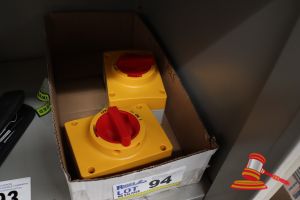 94 · 2x 35amp, 4 POLE SWITCHES, UNTESTED
