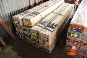 Perma Timber Quickboard Ceiling/Wall Lining - Castellated Profile. Pvc - Arctic White Finish. Easy Instal, Maintenance Free. Size 210 X 2700 X 21mm. 2 Boards Per Pack X 10 Packs. (Approx 11.34m2). Unused. Note: Not Suitable For Use In Direct Sunlight Or Strong Reflective Light