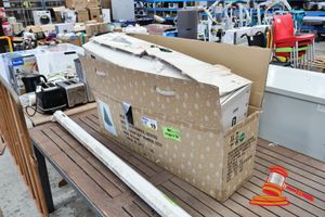 19 · 1 X DA-LITE PULL DOWN PROJECTOR SCREEN APPROXIMATELY 2.2 M, PLUS 2 CHRISTMAS TREES AND BOX OF CHRISTMAS DECORATIONS (SOME MARKS)