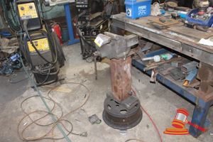 50 · IRWIN RECORD No6 VICE ON STAND