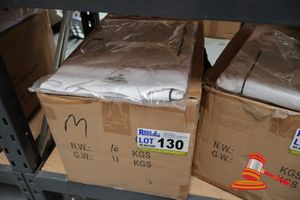 130 · APPROX 20x WHITE SHORT SLEEVE CHEFS JACKETS, SIZE: M