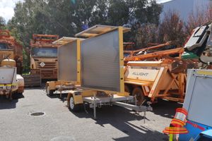 63 · 2016 Bartco XII LED Sign Trailer Yellow, Single Axle Reg #: Unlicensed VIN: 6T9T27V86G0FKE110 Features: LED Signage Display, 130W Solar Panel, Jockey Wheel, Jack Legs. (*WP# 4933*) Condition: Panel: FAIR, Paint: FAIR, Tyres: FAIR Floor: FAIR, Overall Condition: FAIR