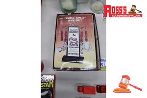 258 · VINTAGE 5 PIECE COCA-COLA BAR SET