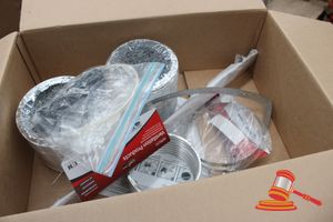 66 · BOX OF VENTILATION PRODUCTS, WHICH INCLUDES, 2 x 150mm WORN DRIVE CLAMPS, MODEL# MC612, 2 x 125mm WARN DRIVE CLAMPS MODEL# MC512, 3 x VENTILATION DUCTS OF VARIOUS SIZES, ASSORTMENT ZIP TIES, BOLTS AND DUCT DIVIDERS