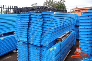 16 X Pallet Racking Uprights, Approx 4.8m High 850mm Deep, Approx 70pcs Cross-Beams 2600mm Wide
