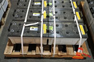 10 · 2x LEAD- ACID, 245H52 BATTERIES, APPROX 500 x 260 x 220mm HAH, 1170CCA ( S44# RITM0773953, DR# 1453 )
