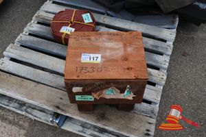 Sealed Valve Pump In Crate, Komatsu, Approx; 40cm W X 32cm D X 30cm H, (Ref 170788-42)
