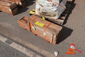 1 X Pivot Pin Kit, Hammer Bracket, Trs-106669-000k, (Wooden Crate) (S44#4974672430, Dr# 1697, Brockman 4)