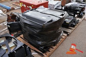 61 · 2 X CAT C7.1 ENGINE COOLER, FAN, BRACKETS AND TUBING ASSEMBLY, (POSS UNUSED), APPROX; 1.1M W X 650MM D X 470MM H, ON A PALLET