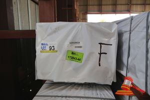 93 · PACK OF JARRAH SKIP DRESSE 100 x 25, FEATURE 407 LM, 1.018 M3, PACK# 320028824, TRANSPORT DIMS- 5.7 MT x H 450 x W 480.