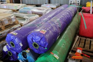 65 · ROLL OF ASTRO TURF WINTER FRESH ( LAWN ) SIZE: ROLL LENGTH 25 MT x WIDTH 4 MT x PILE HEIGHT 35mm