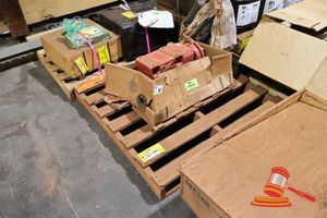 97 · 1 X BONFIGLIOLI GEARBOX, MODEL: A 50 3 UH50 P112 B3, SN:11888745, RATIO 40.9, APPROX 450 L X 200 W X 220MM H (SOME MARKS / WEAR, ON A PALLET). (S44#4974672430/A), (DR#1733)