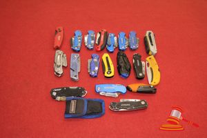 20 X Assorted Utility Knives