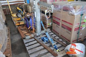 75 · 1 X WEST ENGINEERING CONCRETE COUNTERWEIGHT BLOCK, TYPE: PHD-2200, YM: 2019, WL: 2200 KG, SN:12195.3, TOP HOOK PART BROKEN , AS SCRAP, STRAPPED TO WOODEN PALLET