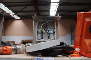 144 · DISTRIBUTION BOX