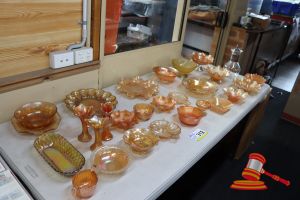 BUNDLE OF ASSORTED CARNIVAL GLASSWARE
