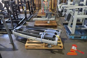 33 · SEATED ROW MACHINE, 2.5-95KG STACK, SOME MARKS, BROKEN PULLEY, APPROX; 1.7M H X 600MM W X 1.3M TWO PARTS