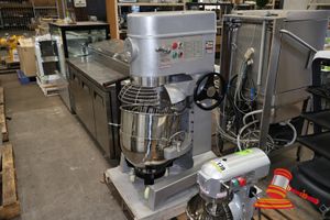 138 · PLANETARY MIXER 60LT W/3 ATTACHMENTS WHISK - HOOK - PADDLE & BOWL TROLLY 3PH (UNUSED)