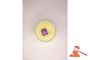 14 · AMETHYST, EMERALD CUT, 2.1 CTS