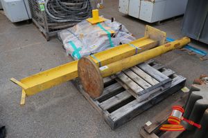 1x Chain Rack And 1 Lead Rack