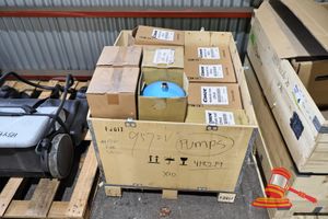Assorted Pressure Vessels Includes: Corde Pressure Tank Cpv-8, Sku: Pp011020, 8l Course Pressure Vessel (10bar ), 1 X Bsp Pipe Mount, Boxed, Untested, Poss Unused, On A Pallet