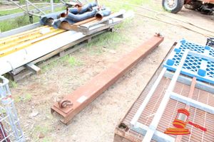27 · HD STEEL SPREADER BAR. APPROX 200 X 200 X 2800MM