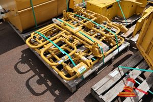 Approx 6 X Caterpillar Handrail Assemblies, Caterpillar P/N:582-2538, Caterpillar P/N:586-1473, Caterpillar P/N:586-1415, Caterpillar P/N:581-6690, Many Others, Some Marks/Rust, On A Pallet