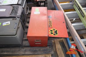 152 · METAL TOOLBOX WITH 6 x DRAWERS
