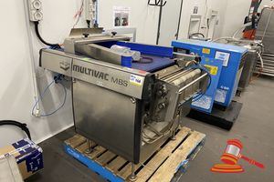 168 · MULTIVAC CONVERGING CONVEYOR BELT SYSTEM, MODEL: MBS100, SN:182505, STAINLESS STEEL. APPROX; 1400 W X 1300M X H1100MM. SOME PARTS LOOSE ON CONVEYOR. (UNTESTED). WORKING CONDITION UNKNOWN