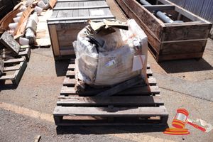1 X Grundfos Centrifugal Pump, Model: Nkg 65-40-250/260 Ay1e2sb8qqe3xw1, Ver: B98112493p122140001, 16/120bar, On A Pallet