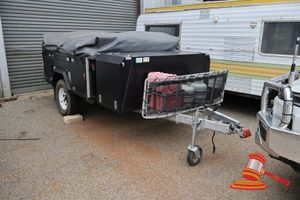 3 · 2017 PMX CTR2 Fraser SE Camper Trailer Black Reg #: 1TSD940, Expiry: 13/09/2026 VIN: 6T9T27WA1G0A0S540 Features: Anderson Plug, 7 Pin Rectangle Trailer Plug, 2 x Fuel Jerry Cans (Metal) 2 x Small 4kg Gas Mate Cylinders - Still In Date, Front Storage With 2 x Sliding Drawers, Rear Compartment With 1 x Sliding Drawer, 1 x Sliding 4 Burner Cooking Drawer, Soft Floor, 4 x Additional Storage Units, Water Hose, 1 x Solar Panel 160w, Full Rear Annexe in Good Condition, Side Fold Out & Sleeping Area, Do