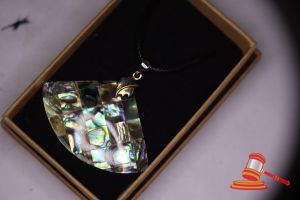 75 · PAUA SHELL PENDANT