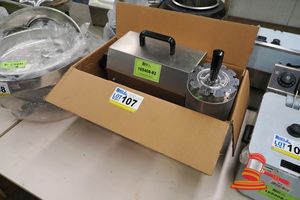 107 · ELECTRIC ROTATING BBQ OVEN 12V