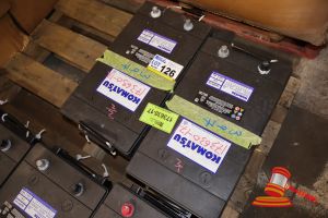 2 X KOMATSU BATTERY, 12V, 58D0601190, RC 440, CCA(A): 1425, REF.CA @0 � C; 1755, (UNTESTED), APPROX; 480MM D X 260MM W X 230MM H