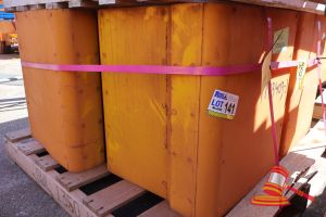Multotec Beam Liners, 400x400x540, Includes:Approx 8 X Liner Square Bottom Deck, Yellow, Dimensions: 1.2m X 1.2m X 700mm On Pallet, Weight: 300kg Per Bundle, Multotec Part No: 292656 (Used, Some Marks), (B9218372)
