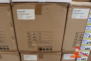 476 · BOX OF UNIOS 28W CEILING LIGHTS, MODEL: CONTOUR S370, LENGTH: 370mm, BEAM: 110°F, CCT: 4000K, FINISH: TEXTURED WHITE