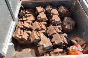25 · APPROX 20 X NEW YORK AIR BRAKE LOCOMOTIVE BRAKE VALVES, TYPE: DB10EP, P/N:775765/775764, SUIT LOCOMOTIVE, IN A CRATE